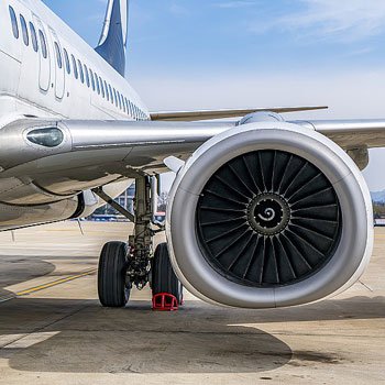 Turbine blades and casing